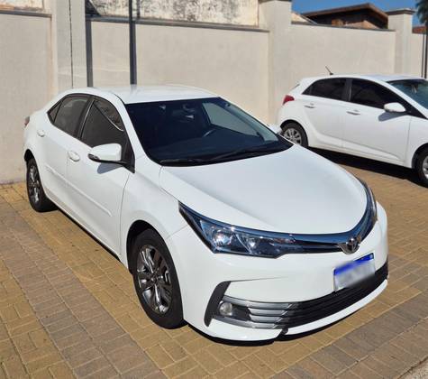 TOYOTA COROLLA 1.8 GLI 16V FLEX 4P AUTOMÁTICO TOYOTA COROLLA 1.8 GLI 16V FLEX 4P AUTOMÁTICO